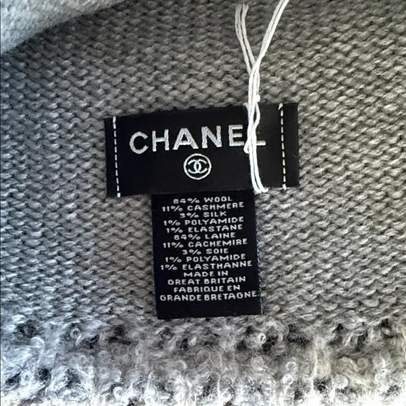 CHANEL Light Gray Knit Hat with Logo BNWT - Picture 3 of 5